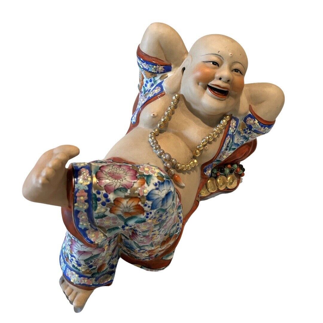 *Large Porcelain Gilded BUDDHA Oriental Statue