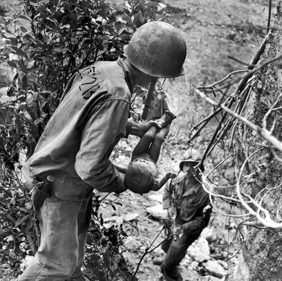 WWII B&W Photo US Marines & Baby Okinawa Japan  WW2 World War Two USMC / 1038
