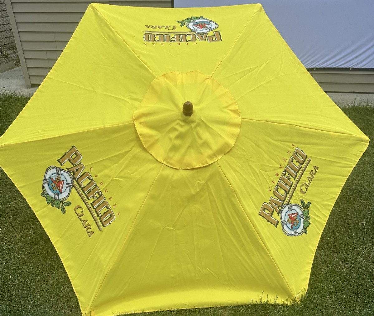 NEW Pacifico Clara Patio Market Beach Umbrella 7.5' Yellow Wood Pole Outdoor Bar
