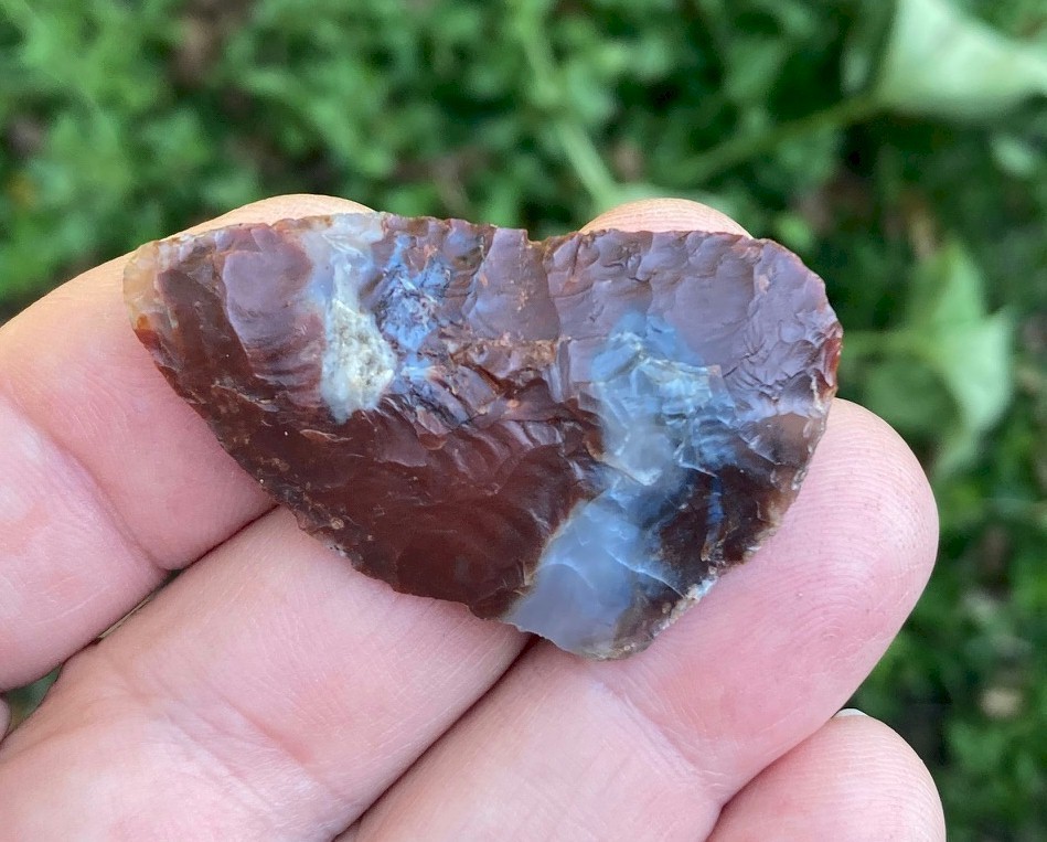 Beautiful Purple and Blue Gem Quality Agate Crescent - 2 1/8\ Beautiful Purple and Blue Gem Quality Agate Crescent - 2 1/8\
