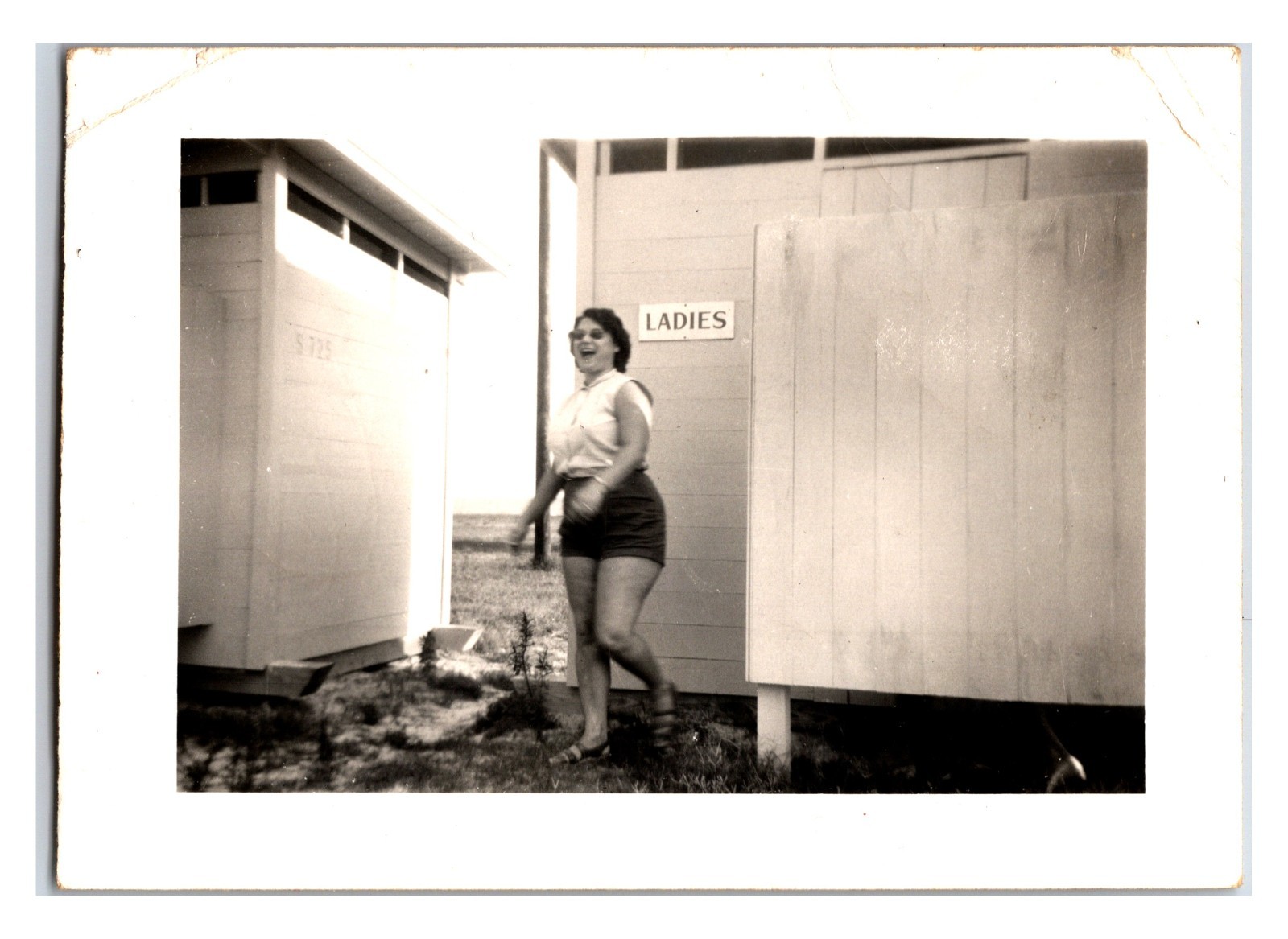 Original 1950s At The Beach Snap Shot Photo - Tampa Florida - (4in X 3in)