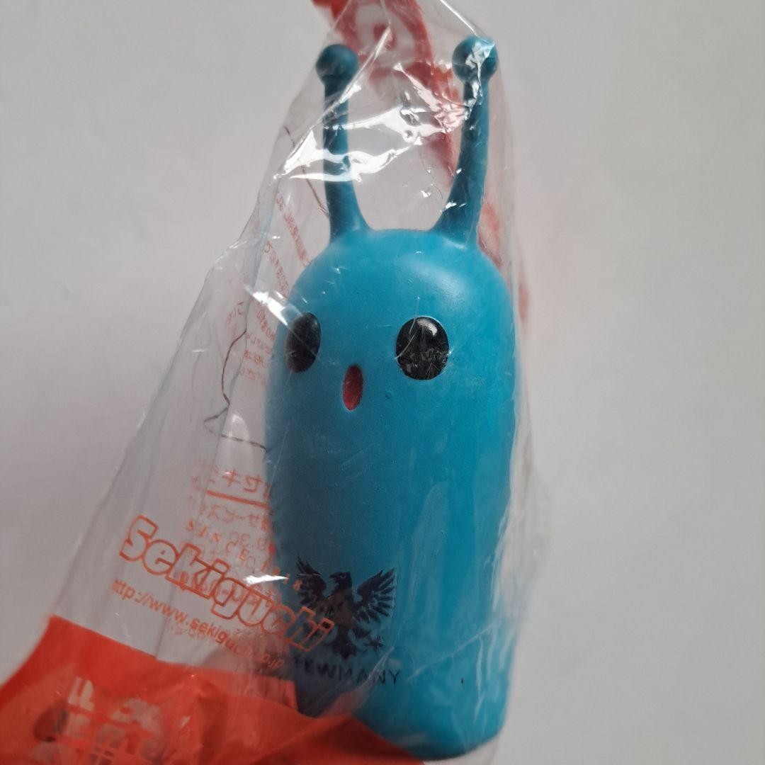 Noriya Takeyama Lucky Namekuji Sekiguchi Sofubi Blue Slug Doll Collectible 15+