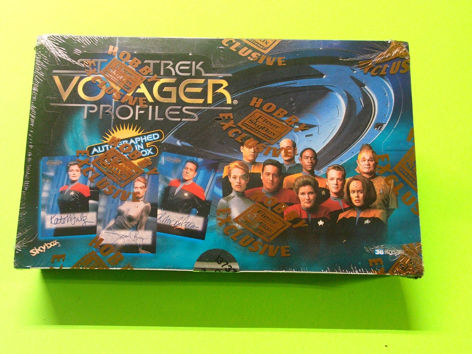 1998 Skybox Star Trek Voyager Profiles Hobby box (Auto in each box) factory seal