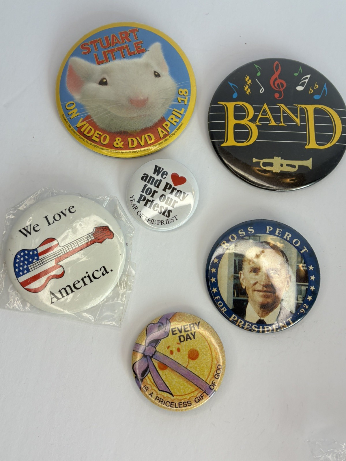 Vintage Random Lot Of Pinback Pins Buttons 6 Total