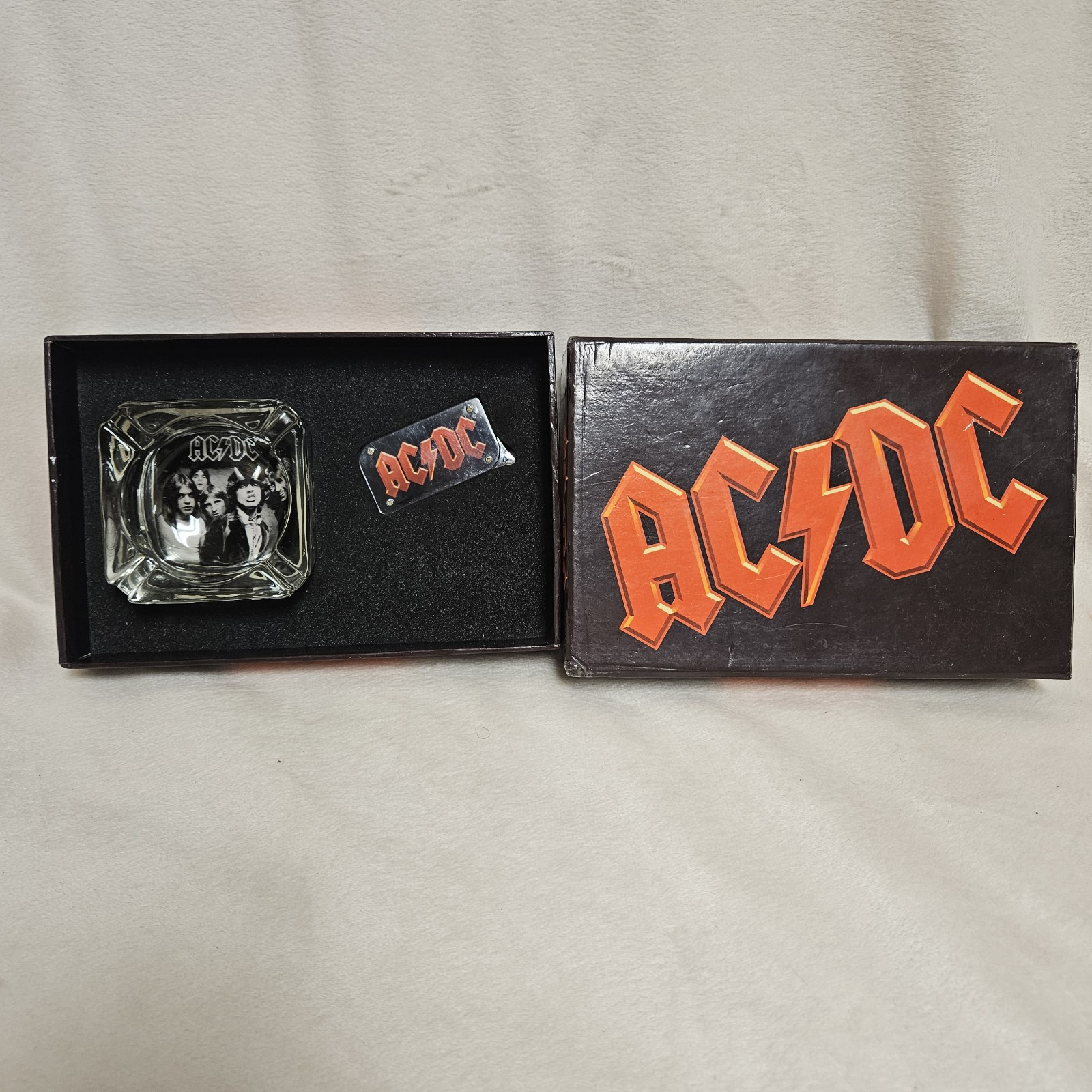 AC/DC Ash Tray and Lighter in Box Set ~ Excellent Condition