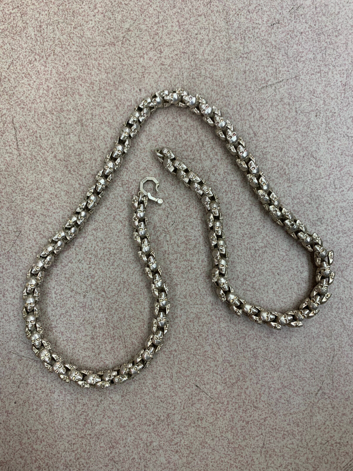 24 Inches Hand Made Tibetan Silver Skulls Amulet Necklace