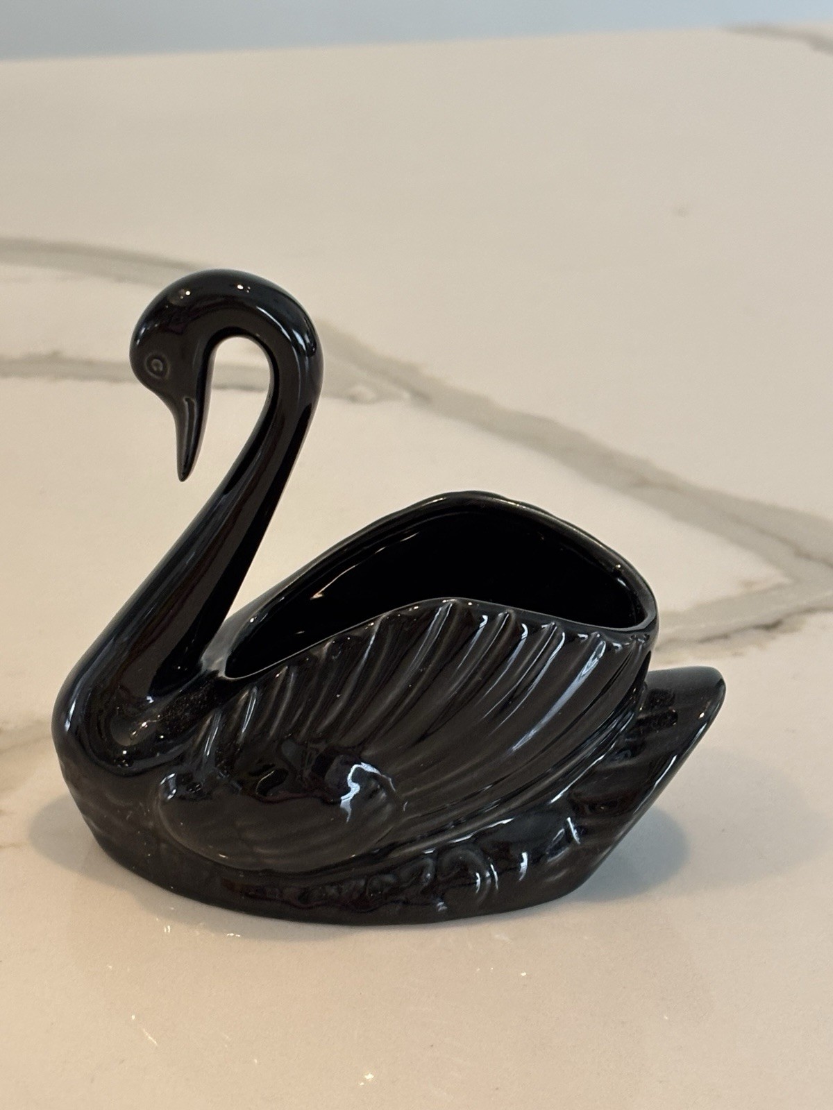 VINTAGE BLACK CERAMIC SWAN SOAP HOLDER / FIGURINE - 4 VINTAGE BLACK CERAMIC SWAN SOAP HOLDER / FIGURINE - 4