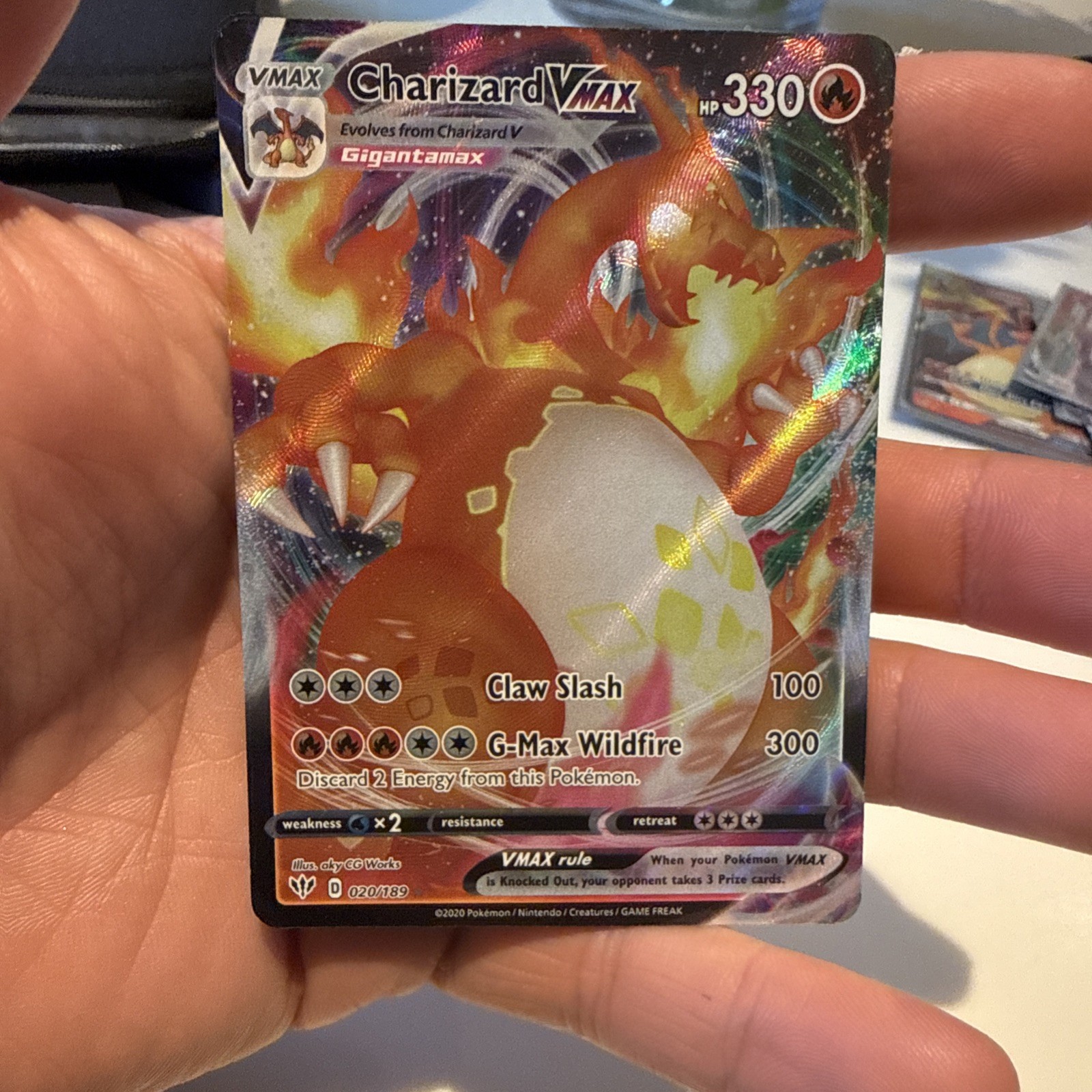 Charizard VMAX 020/189 Darkness Ablaze Ultra Rare Holo Full Art Pokémon TCG EN
