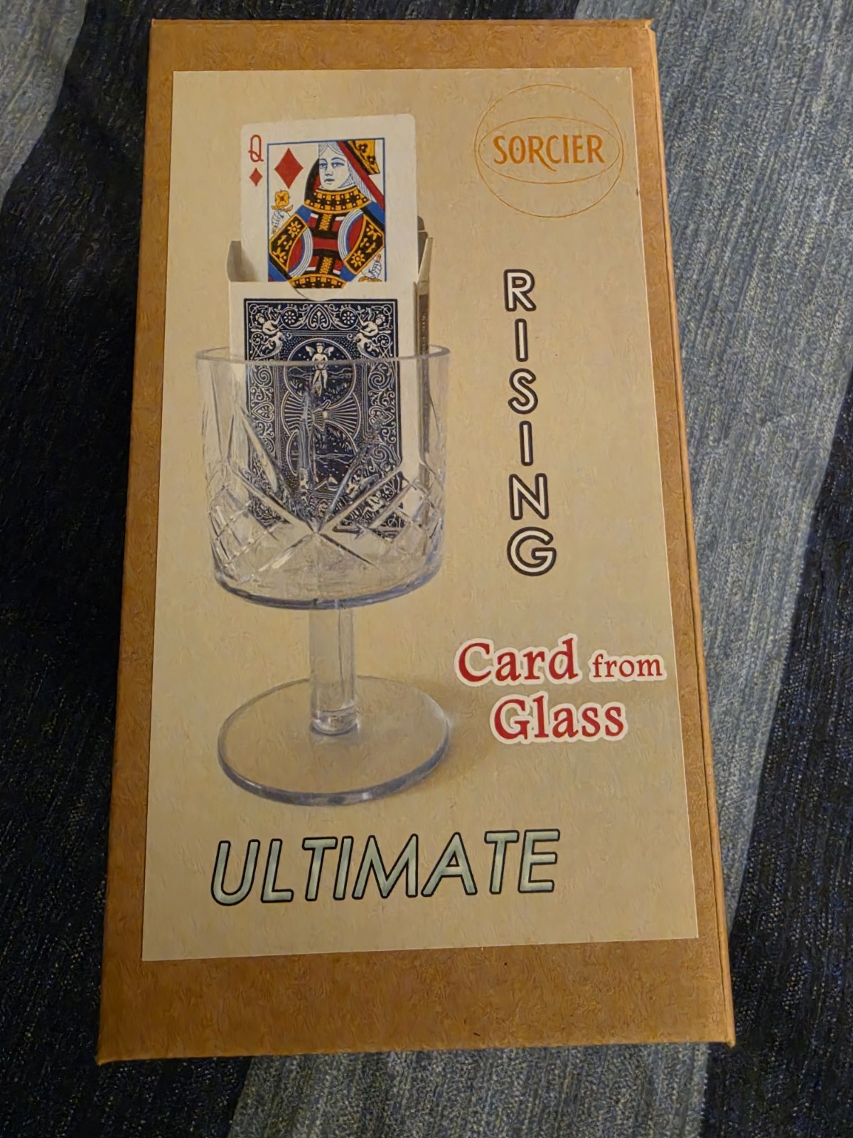 Sorcier Ultimate Rising Card from Glass Magic Trick 