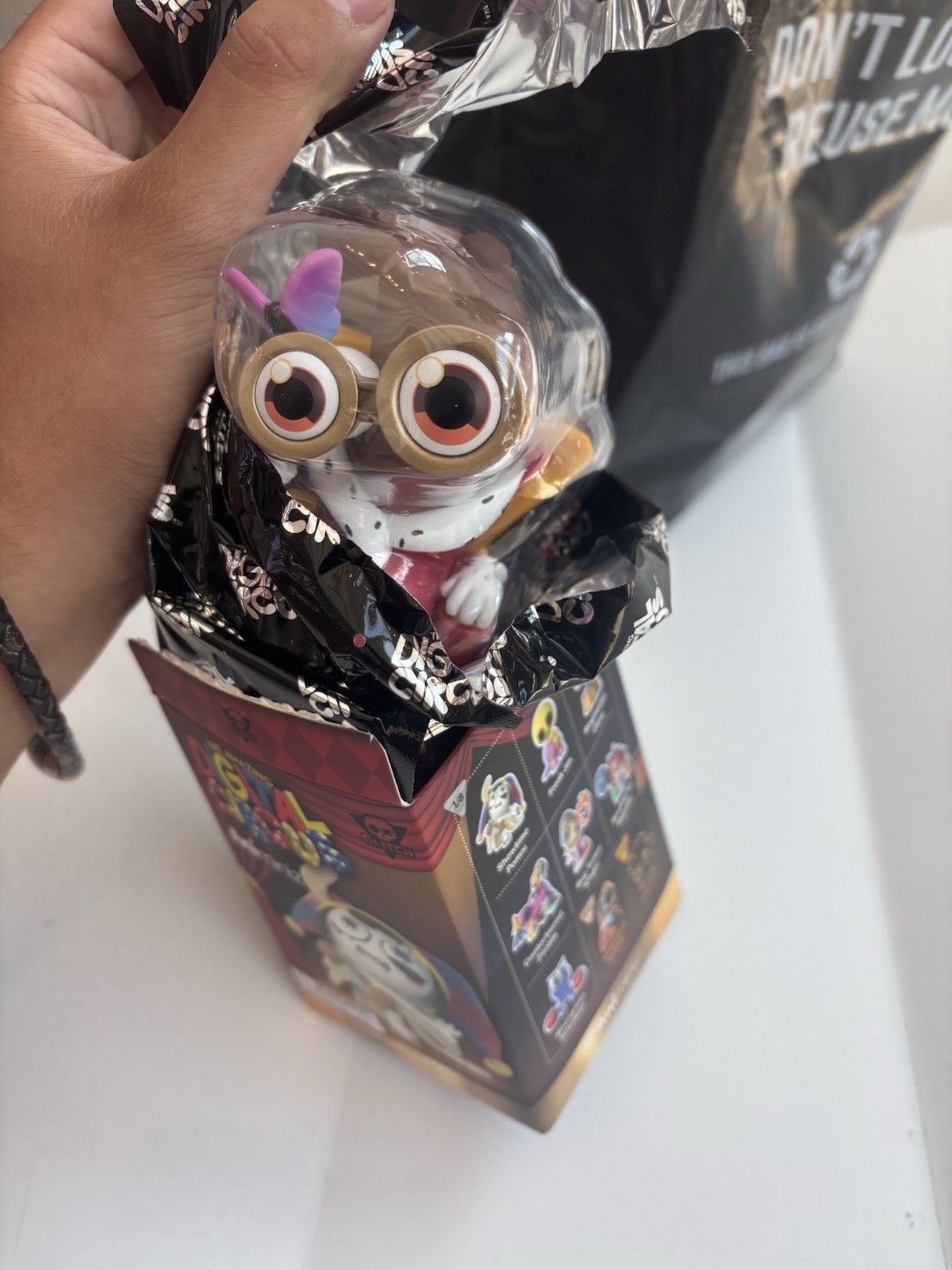 TADC The Amazing Digital Circus 1/48 SUPER RARE Queenie Animiniz SideShow Series