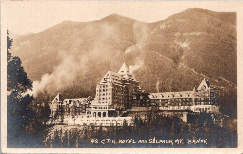 RPPC Postcard Canadian Pacific Railroad Hotel Sulphur Mtn. Banff Alberta   11027