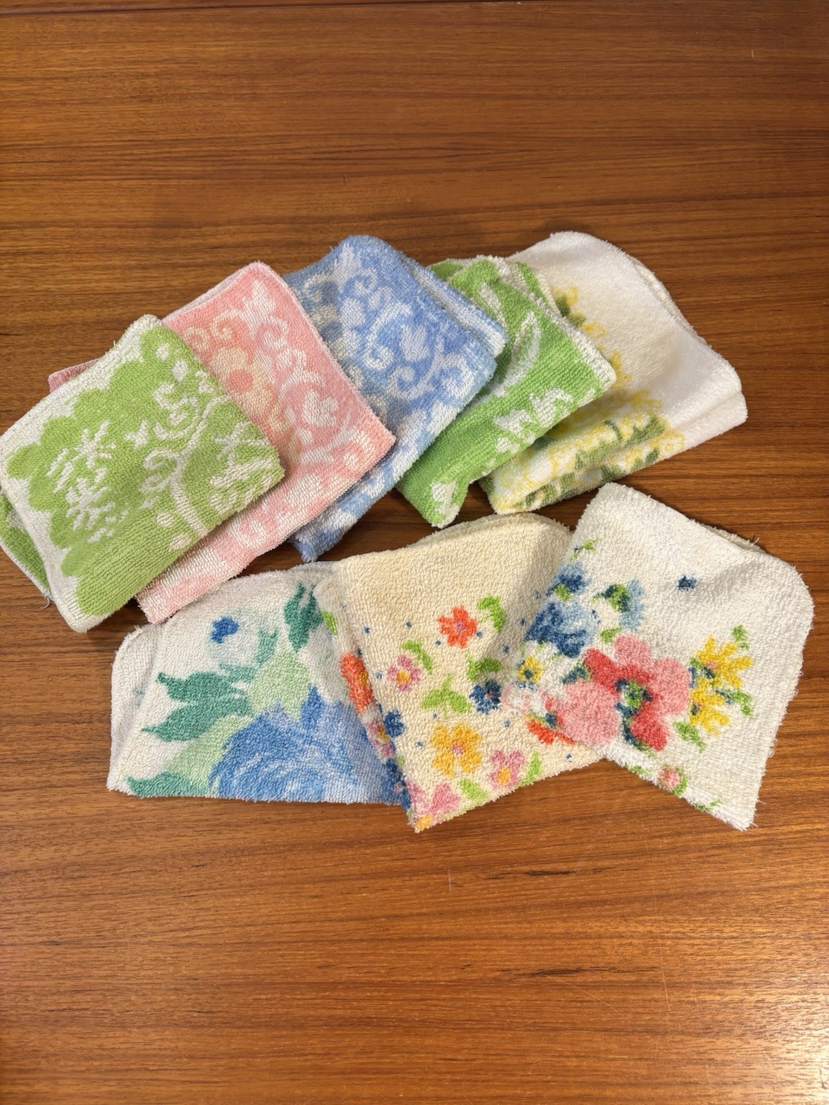 Vtg Groovy 70s 80s Floral Washcloth Lot of 8 Franco Fieldcrest Retro Terry Cloth