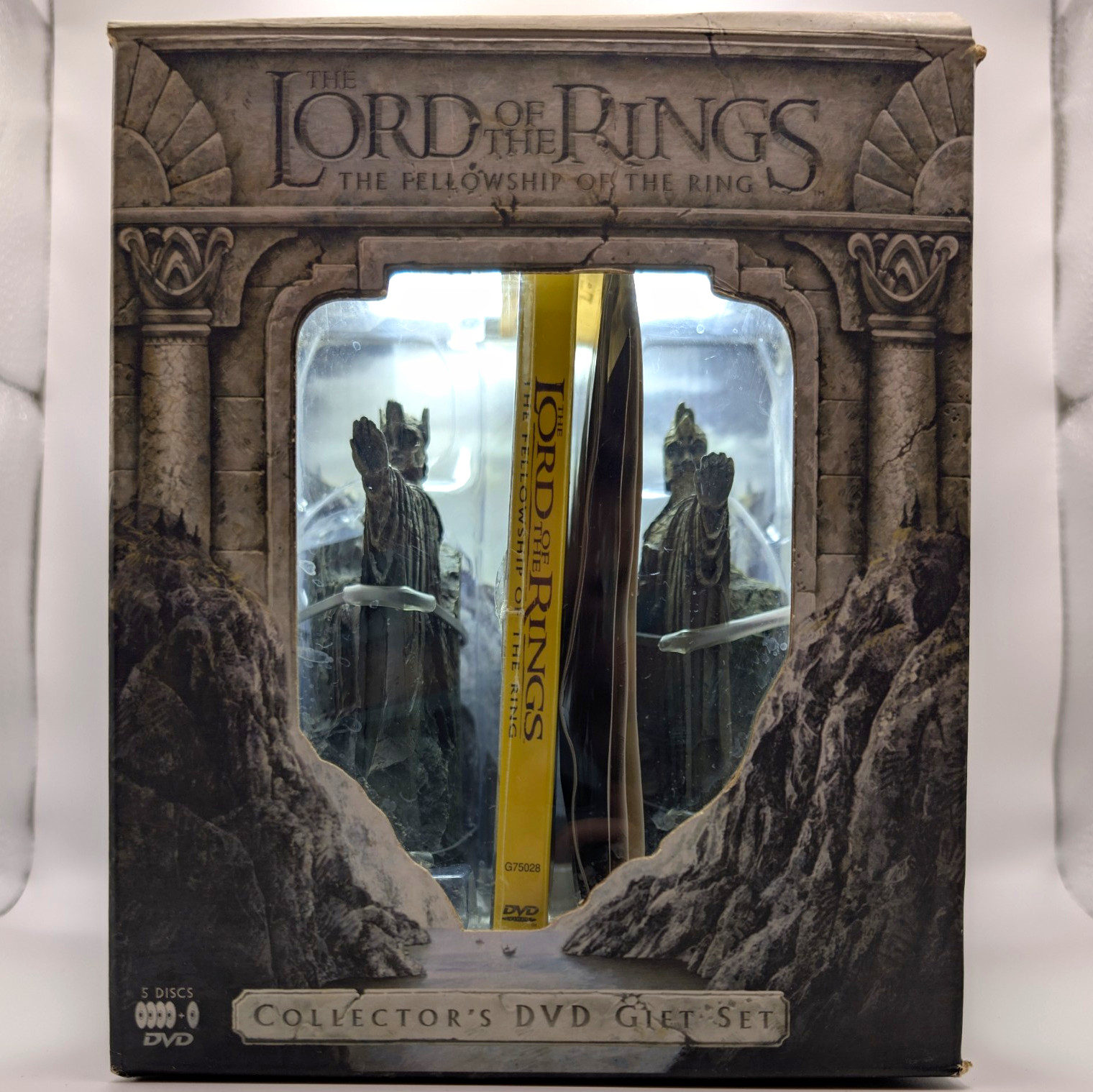 LOTR Fellowship of the Ring Collectors Gift Set Argonath Bookends Incomplete DVD