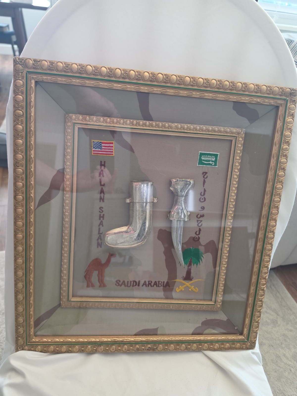 Vintage 2002 US Saudi Arabia Military Shadow Box Commemorative Jambiya Desert...