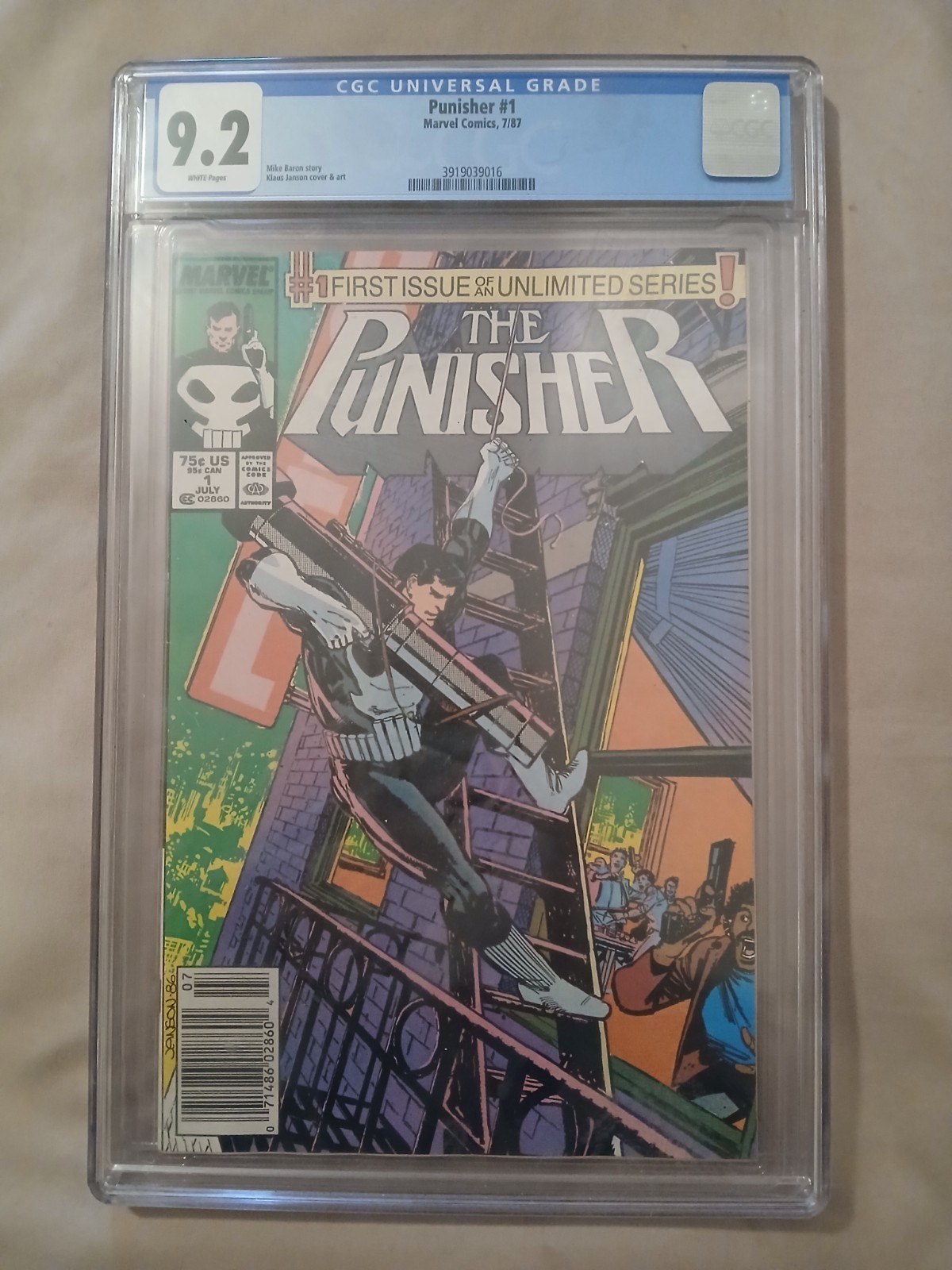 The Punisher #1 Newsstand Variant (Marvel Comics July 1987) CGC 9.2