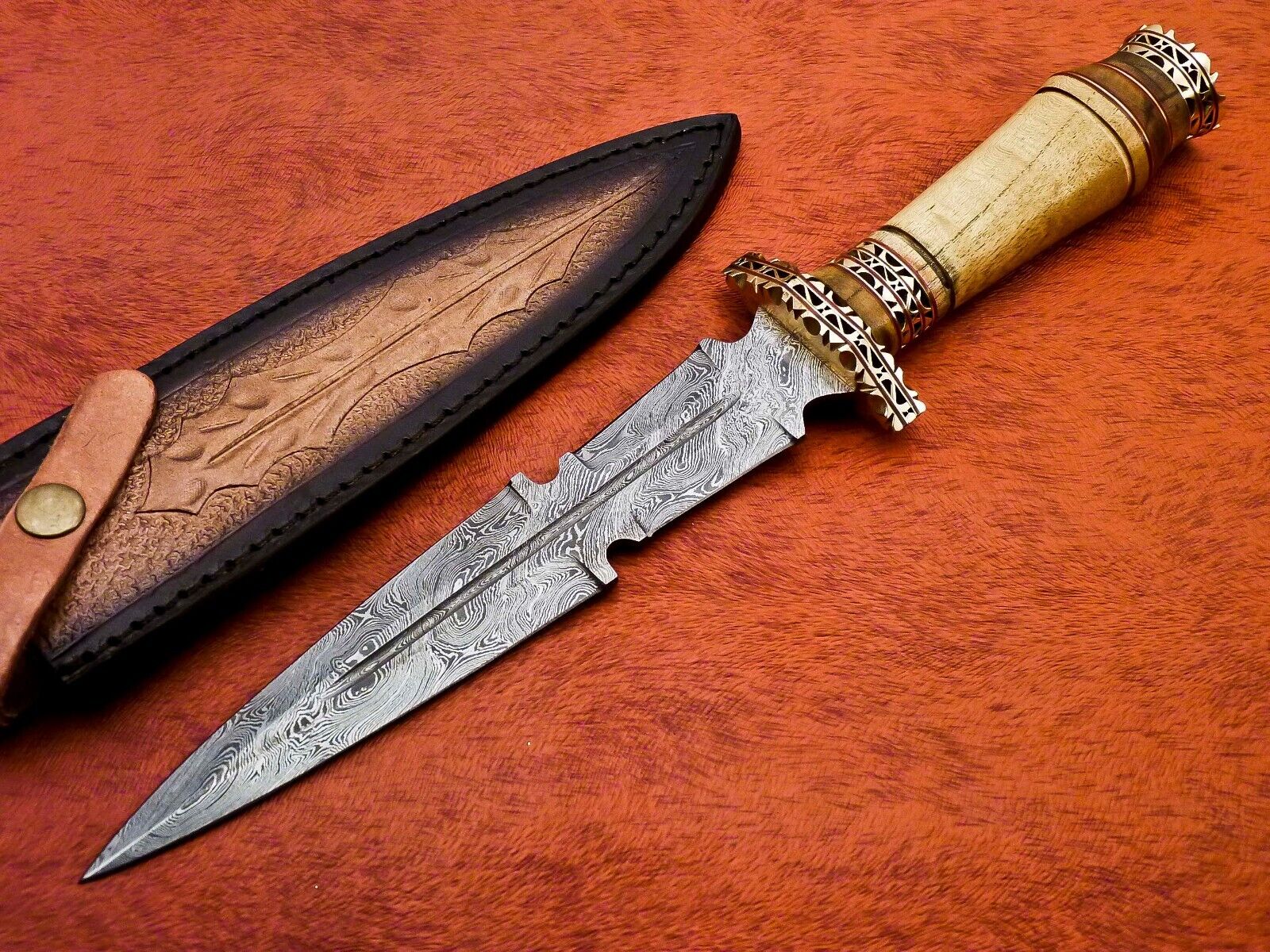 Handmade Damascus Hunting Bowie Knife With Pakka Wood Handle #0019