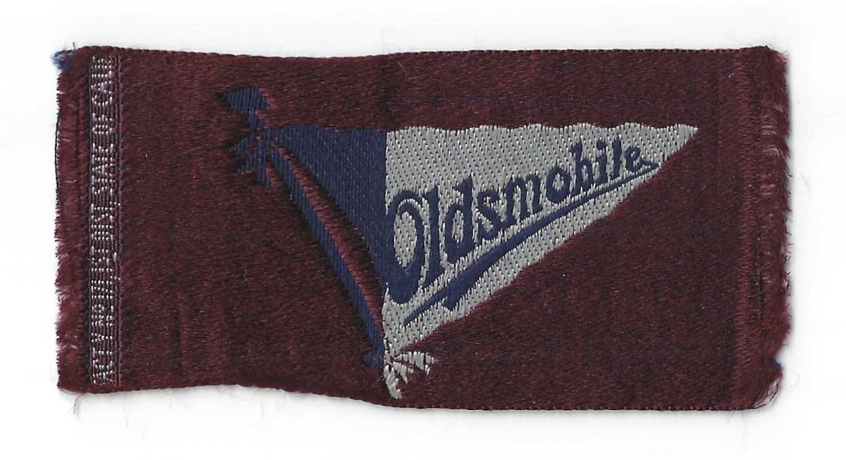 c1910 S100 Tobacco Silk - Automobile Pennants Series - Oldsmobile - Design Error