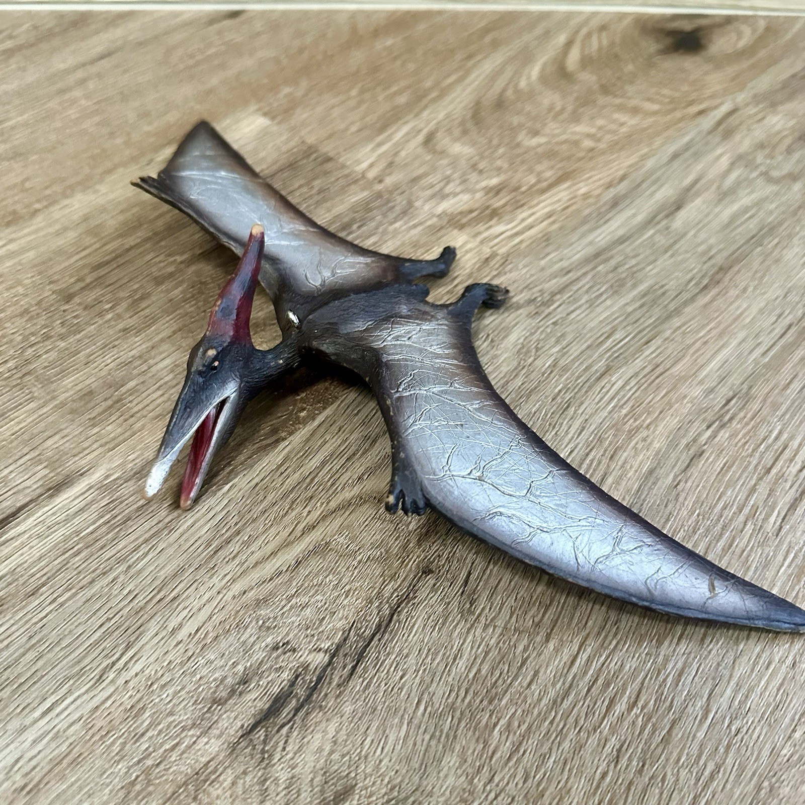 Bullyland Museum Line Dinosaur Pteranodon With Hanging Pin 1:30 Scale Germany