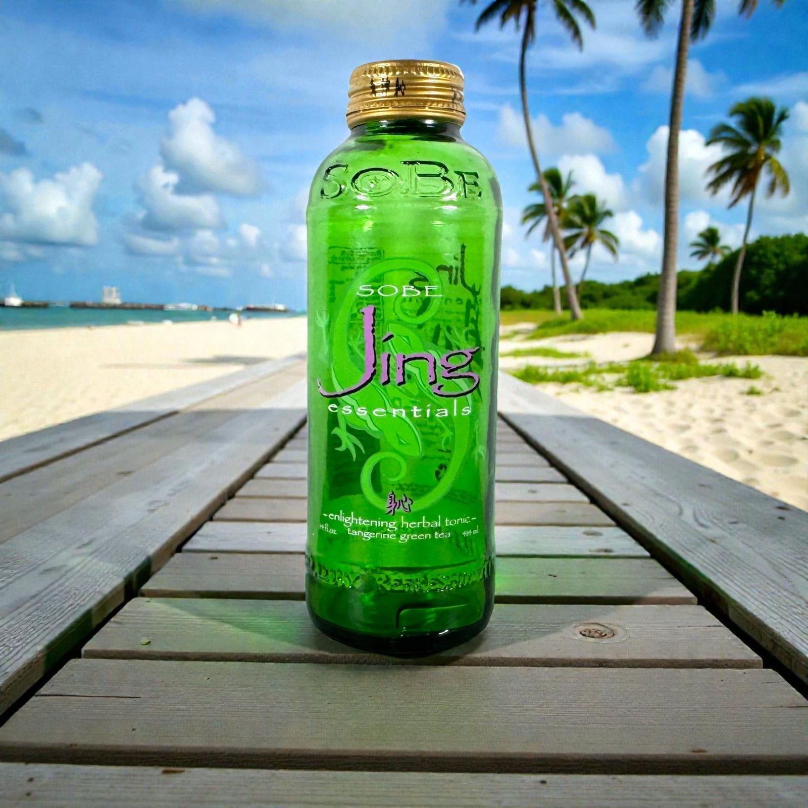 SoBe Collectible Bottle 🦎 SoBe Essentials “Jing” Green Glass 14 oz | VTG 1998