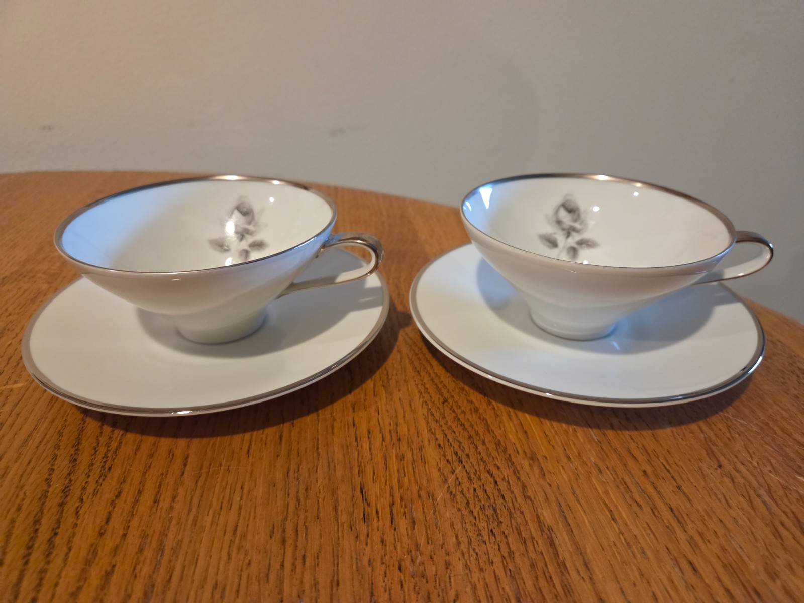 Vintage Set of 2 Saladmaster Estate REMEMBRANCE Cup & Saucers Porcelain Germany