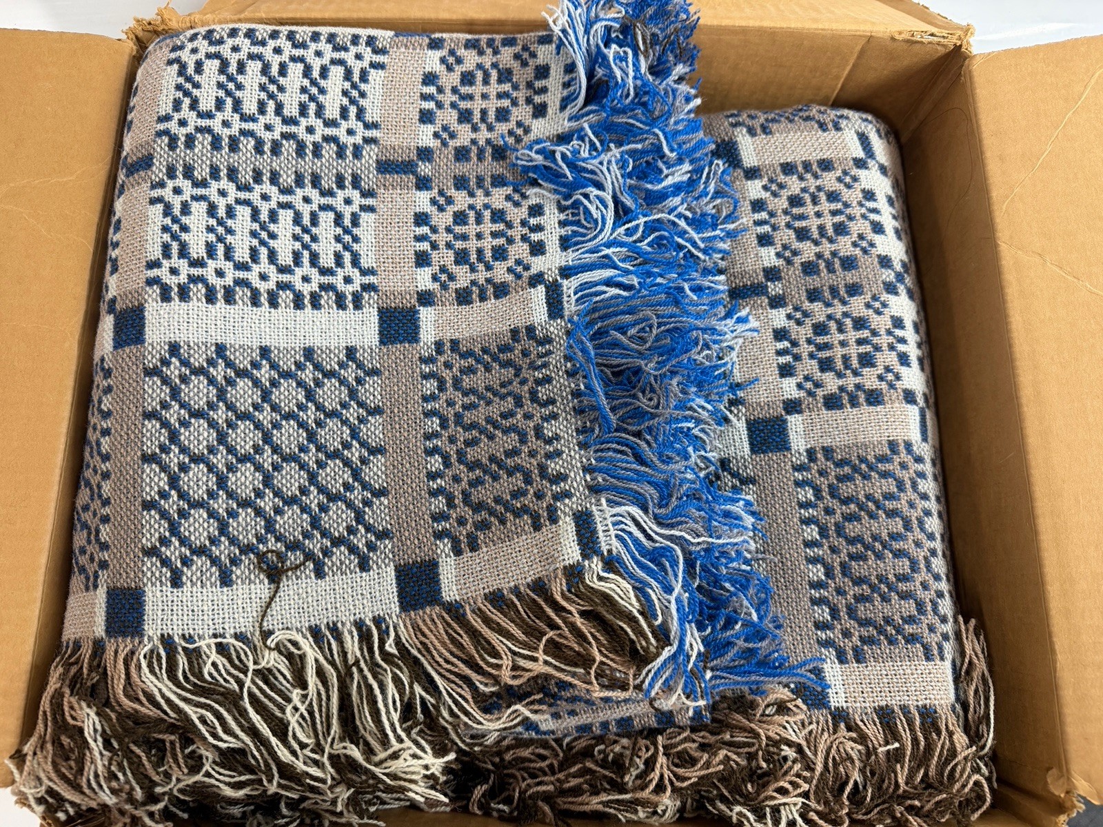 Vintage Welsh Touch 100% Wool King Bedspread 120x100 Wales UK Original Box