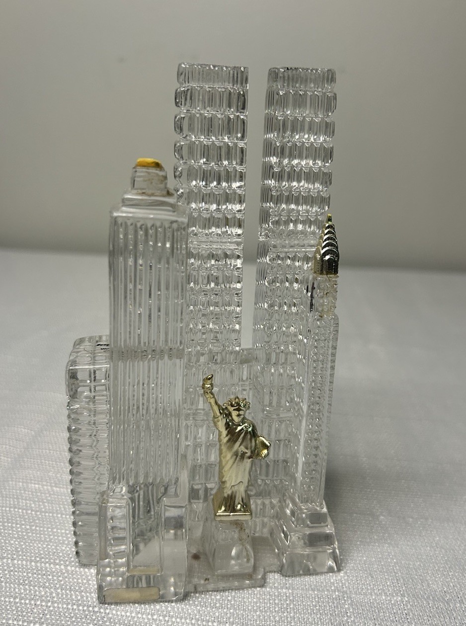 Vintage MAGIC CRISTAL West Germany CRYSTAL New York World Trade Center Art piece