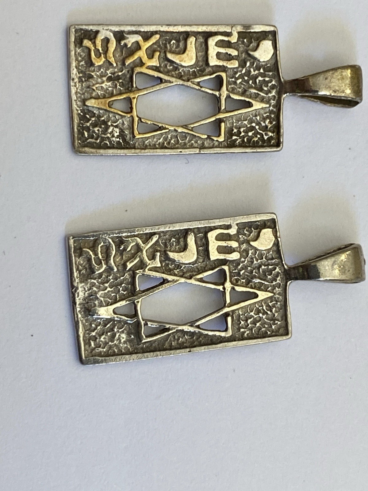 [Lot] 2 Sterling Silver Pendants. Judaica. Star of David. Yisrael (Israel)