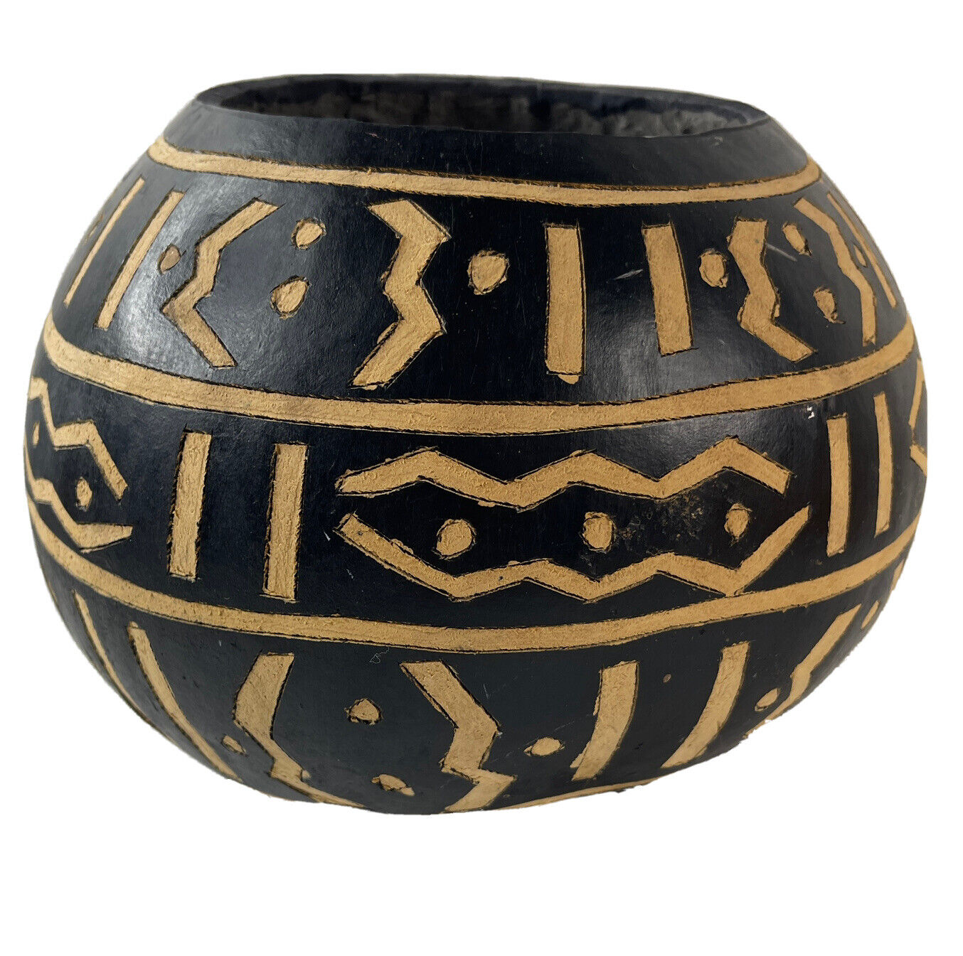 Tribal Etched Engraved Gourd Kenyan African or Tropical Islander Bowl Large 9\