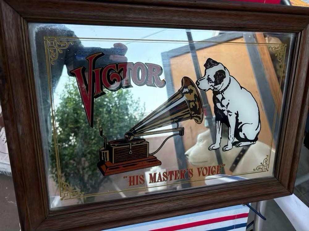 Vintage Victor \
