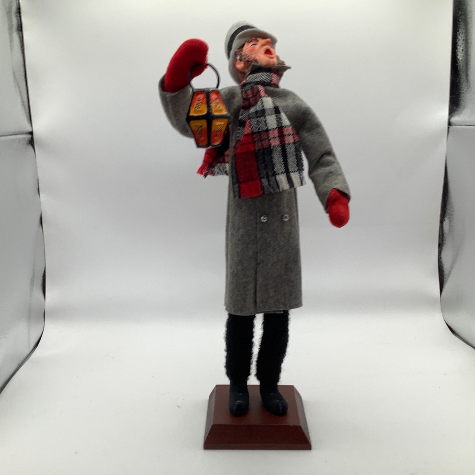 Simpich Lantern Man