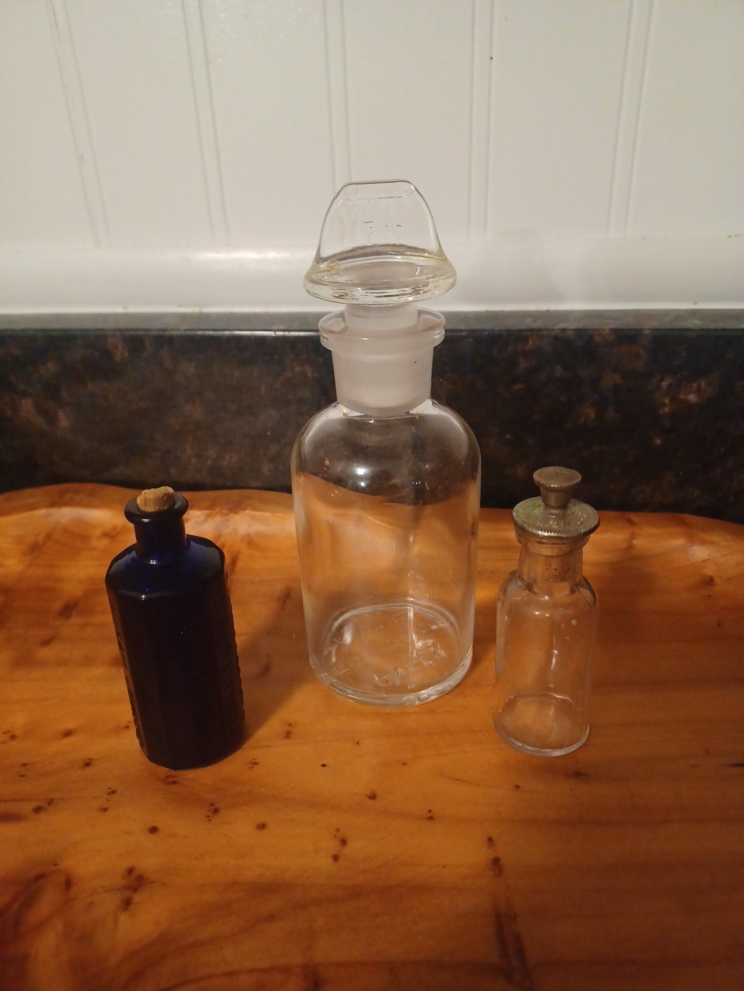 3 Vtg Apothecary Bottles Set: Cobalt Bitters, Pyrex Lab Glass, Absorbine Jr Cap