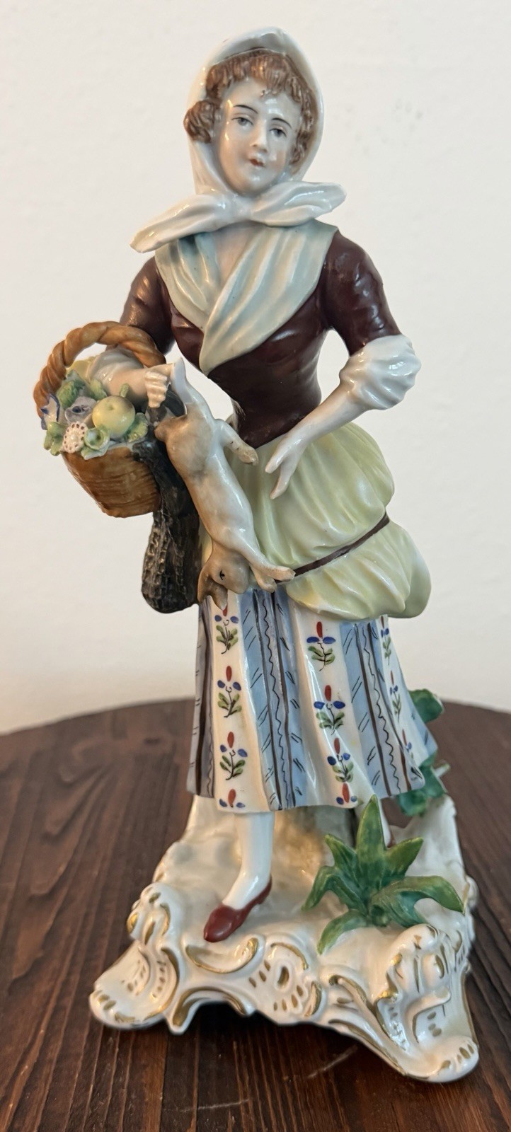 Antique figurine \ Antique figurine \