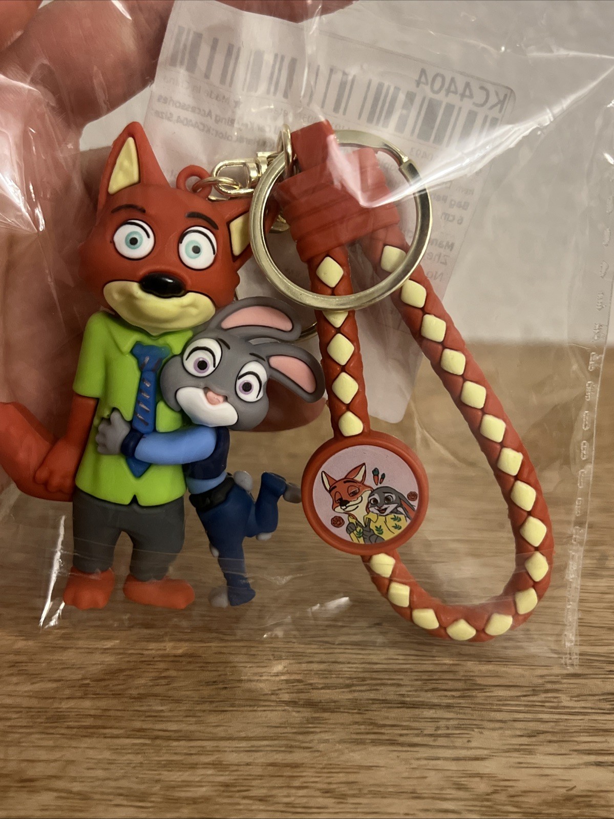 Disney Zootopia Nick Wilde Fox & Judy Hoops Silicone Figure Keychain New Sealed