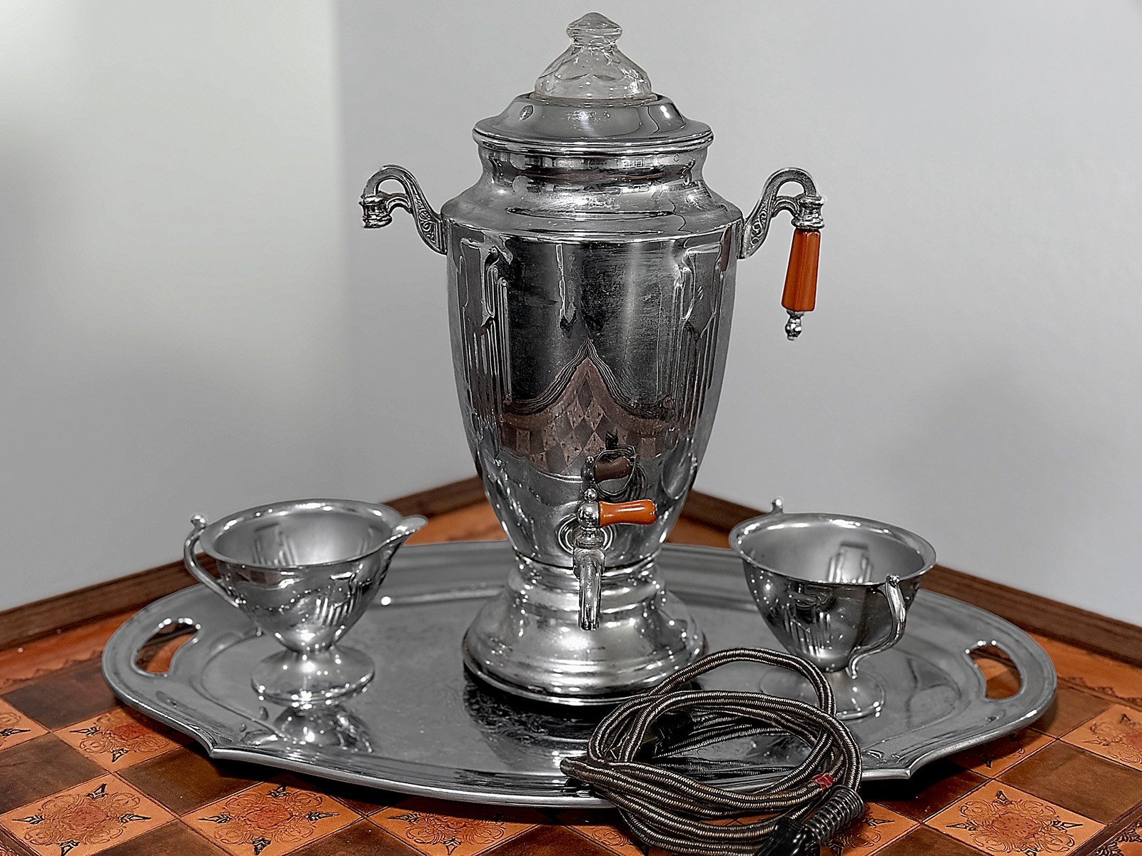 Vintage Forman Bros Electric Chrome Coffee Urn Percolator Tray Creamer Sugar Set