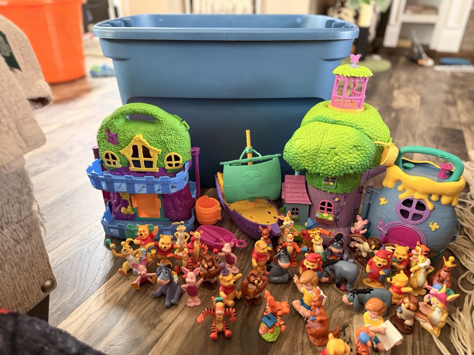 Vintage 90s Y2K Disney Winnie The Pooh Play Sets & Many Accessories Over 110 Pcs