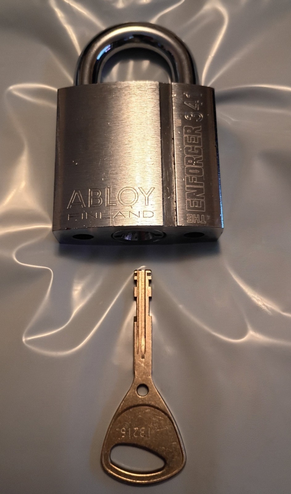 ⭐ ABLOY PL341 HIGH SECURITY/HEAVY DUTY PAD LOCK W/KEY ⭐