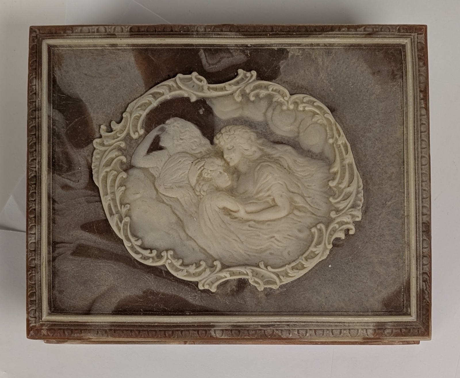 Large 10x8.2.5  Incolay Stone Jewelry/Trinket Box Angels?Brown Cream  