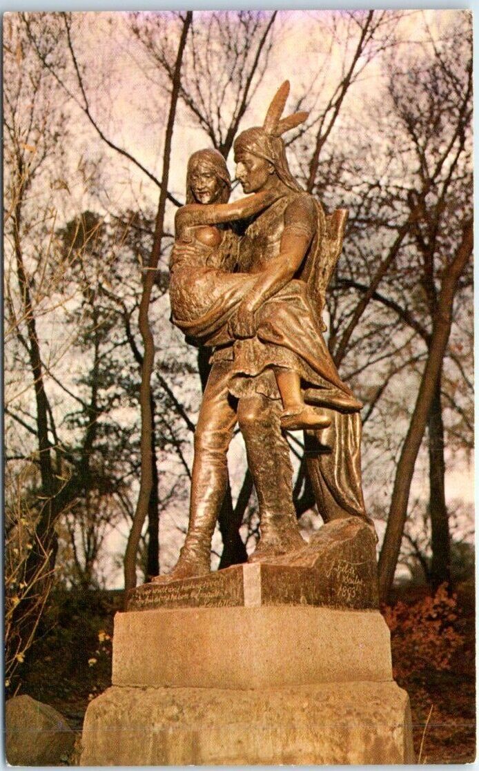 Minnehaha And Hiawatha Statue, Minnehaha Park - Minneapolis, Minnesota