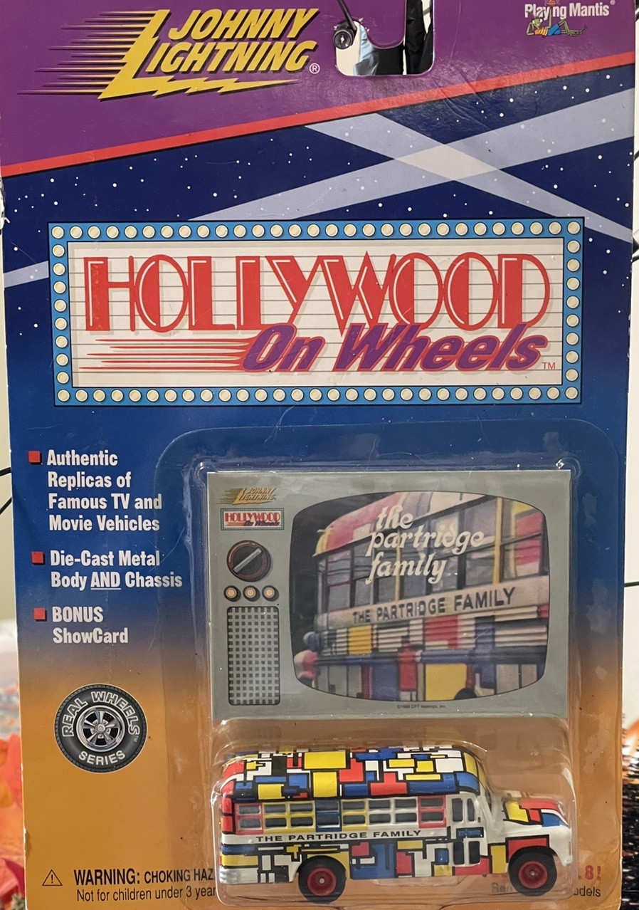 Partridge Family School Bus Die Cast Metal Hollywood On Wheels Collection NIP