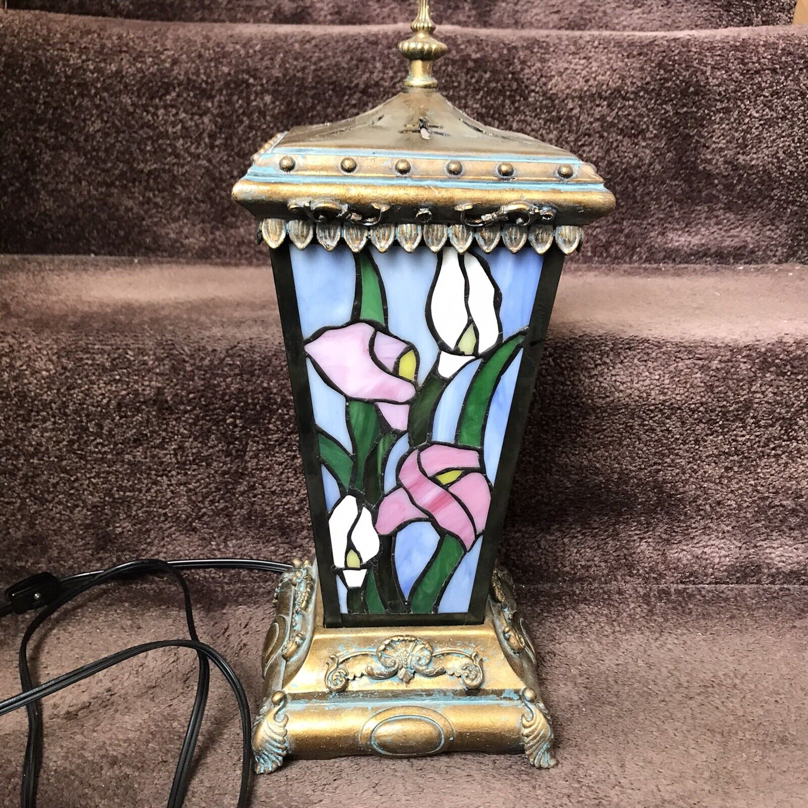 Memorial Lamp Stained Glass Metal 17x7