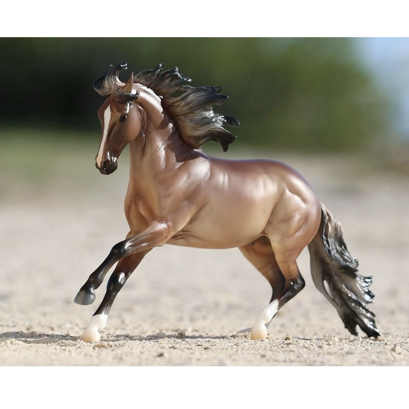 Breyer Model Horses | Collector Club 2026 - Guillermo