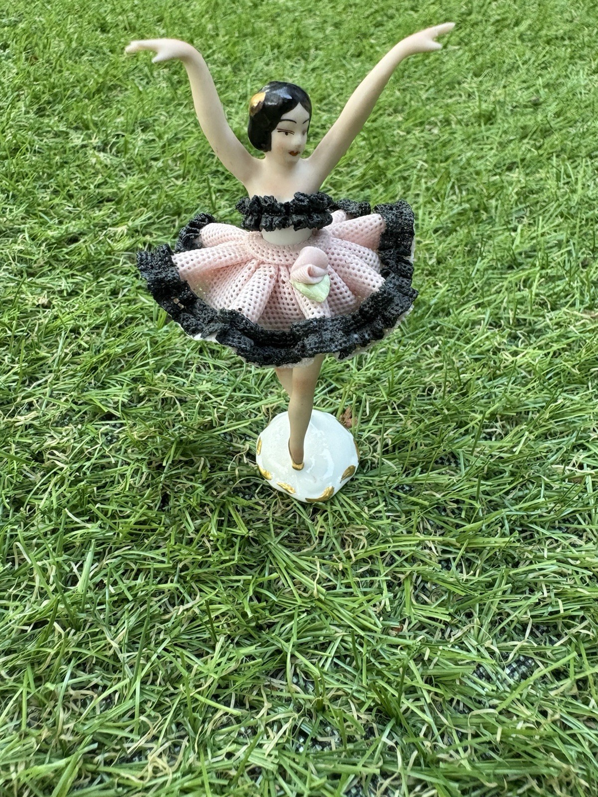 Vintage Germany porcelain ballerina figurine Dresden lace.- chipped finger