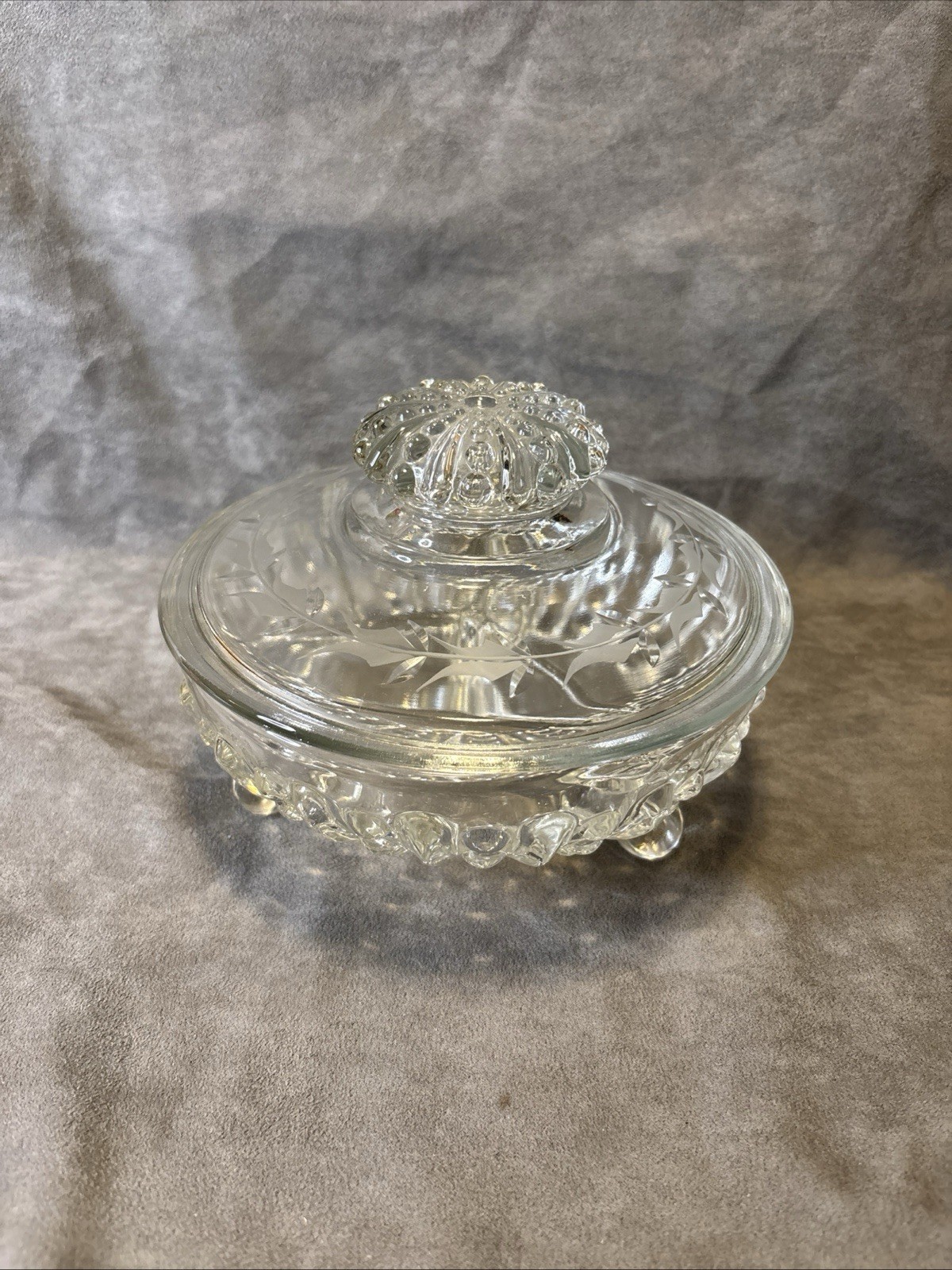 Vintage Covered Divided Footed Candy Dish Ribbed Clear Glass Vine Etched 7”
