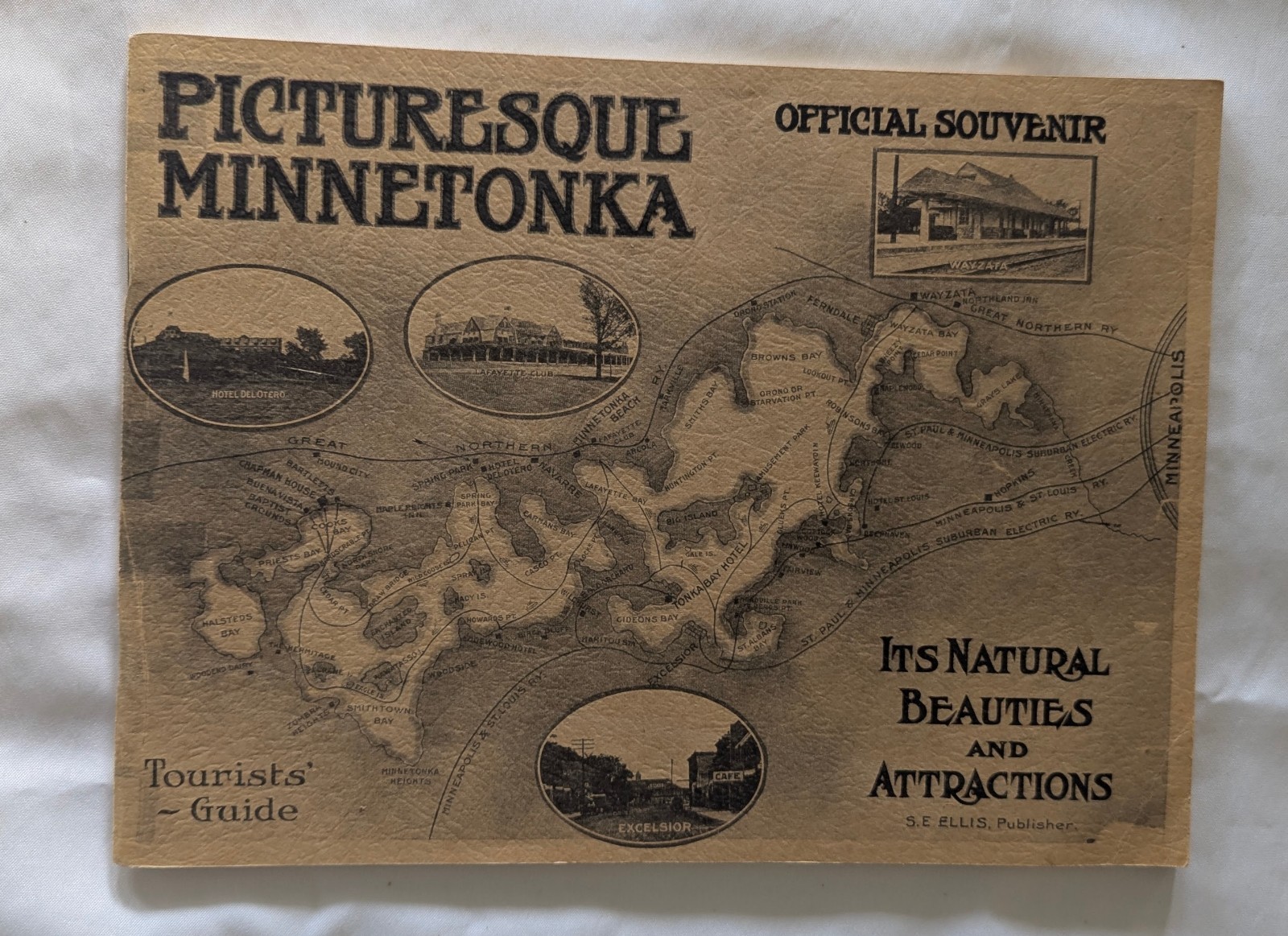 Picturesque Lake Minnetonka Souvenir guide, 1975 reprint by S.E. Ellis