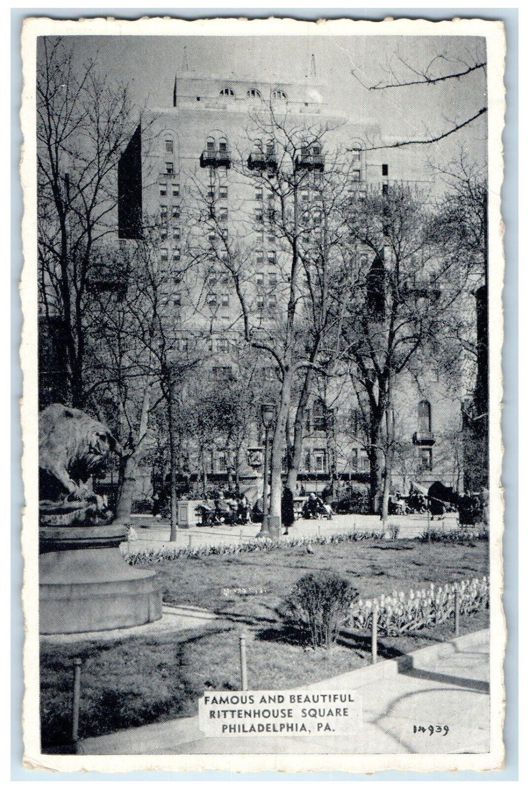 c1940's Beautiful Rittenhouse Square Philadelphia Pennsylvania PA Postcard