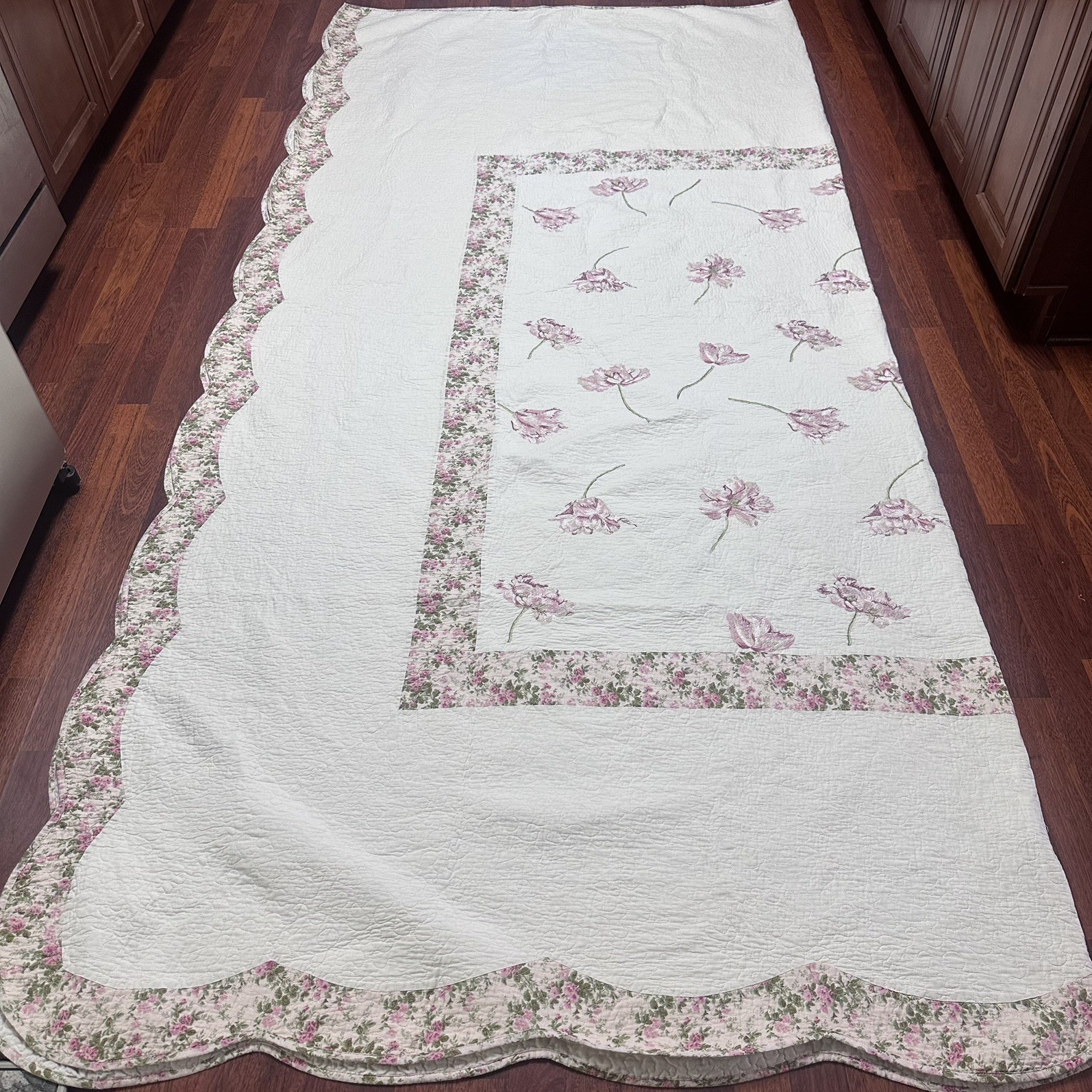 Vtg Cannon Queen Quilt Bedspread White Pink Rose Floral Embroidered Cottagecore Vtg Cannon Queen Quilt Bedspread White Pink Rose Floral Embroidered Cottagecore