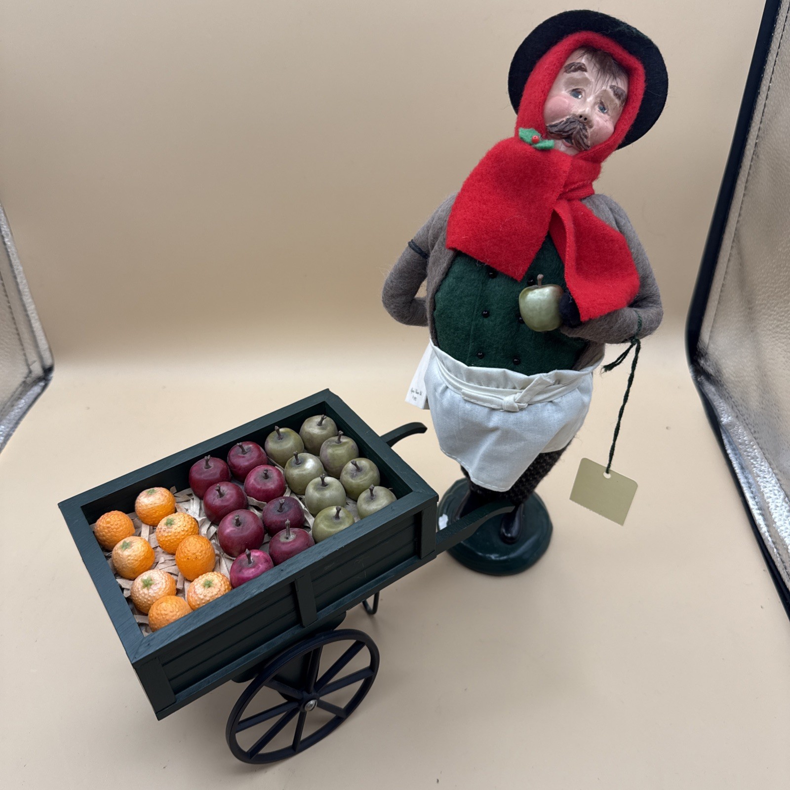 Vintage Byers Choice The Carolers Fruit Vendor with his cart Collectible Apple Vintage Byers Choice The Carolers Fruit Vendor with his cart Collectible Apple