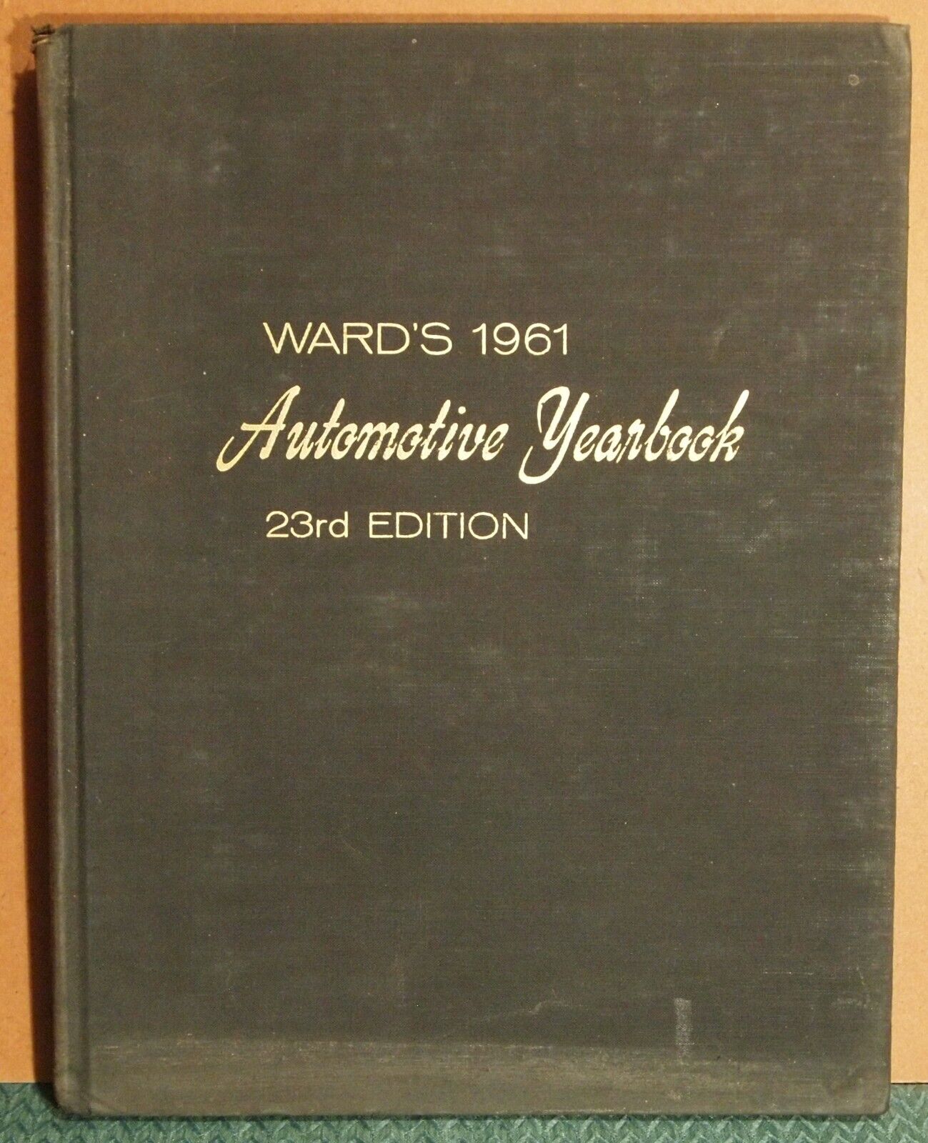 1961 WARD\'S AUTOMOTIVE YEARBOOK 23rd edition WARDS-20