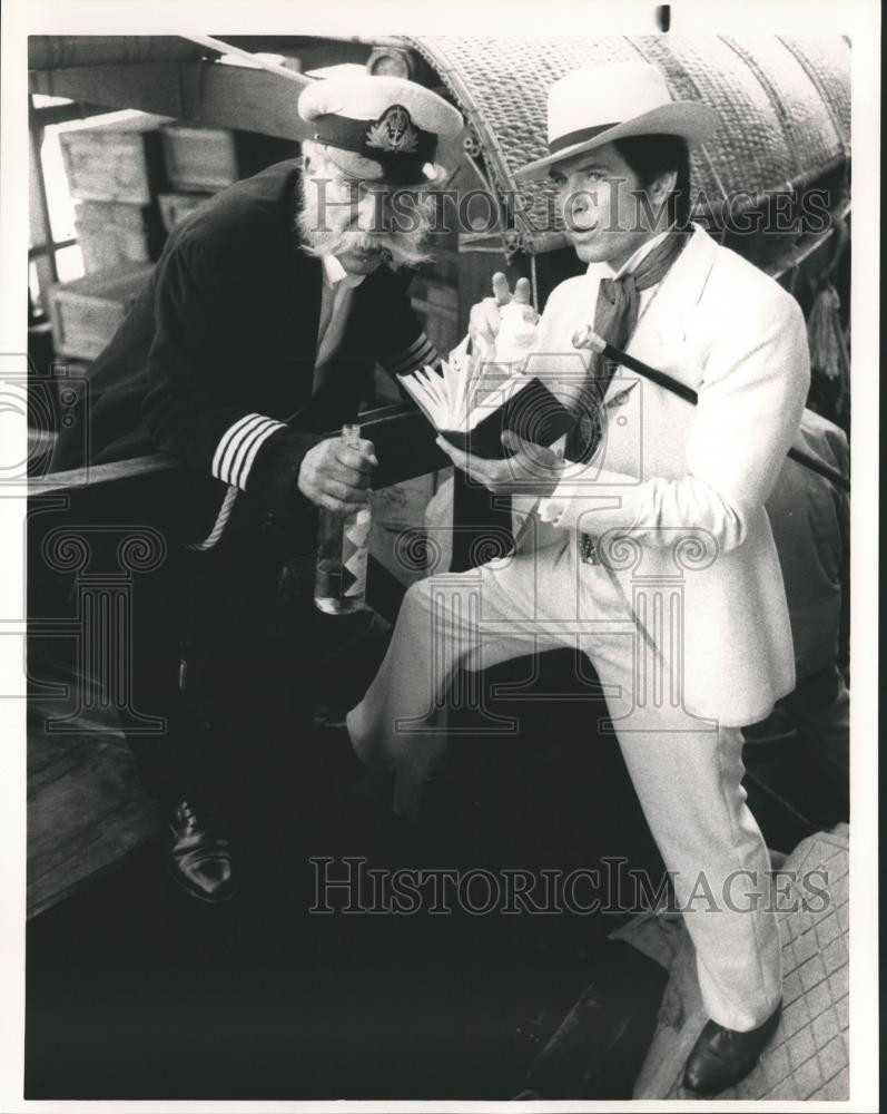 1989 Press Photo Pierce Brosnan, Jack Klugman in 