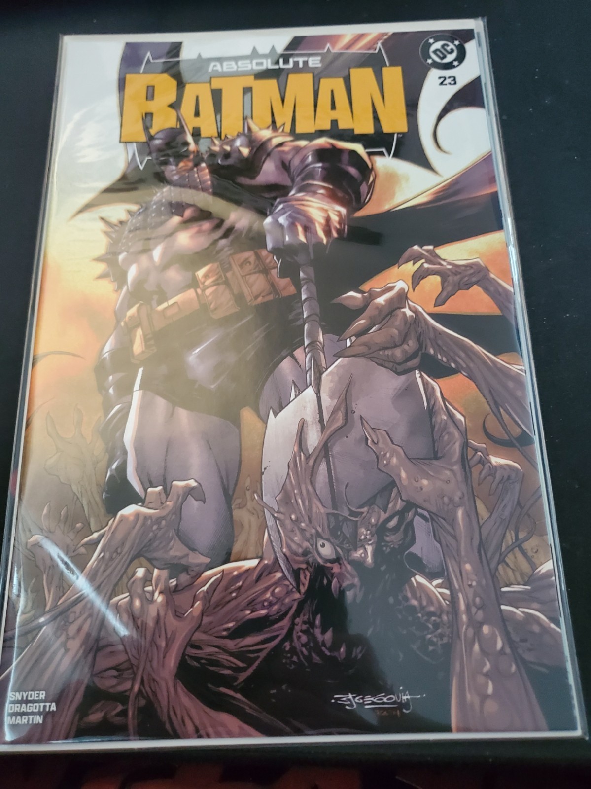 ABSOLUTE BATMAN #23V STEPHEN SEGOVIA EXCLUSIVE VARIANT (LTD. 3000) ABSOLUTE BATMAN #23V STEPHEN SEGOVIA EXCLUSIVE VARIANT (LTD. 3000)